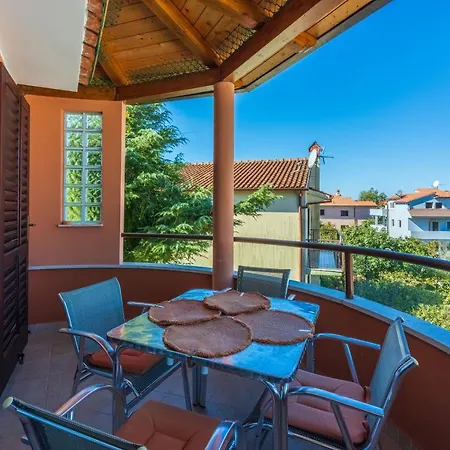 Apartment Mavero Banjole