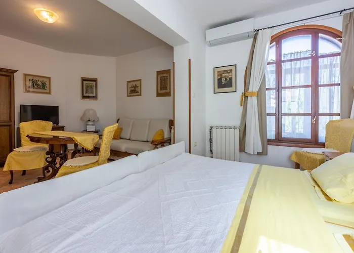 Mavero Apartamento *